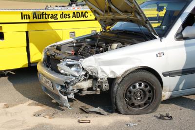 Moensheim: zu einem Verkehrsunfall kam es auf der L1134 zwischen Moensheim und Wiernsheim - 1 Person Verletzt